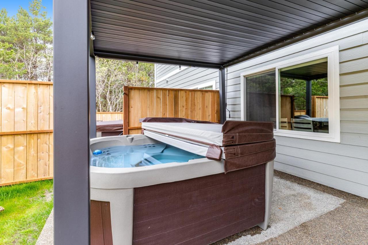 Surfside Villa Westport Exteriör bild